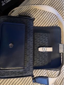 My wallet and purse like new
