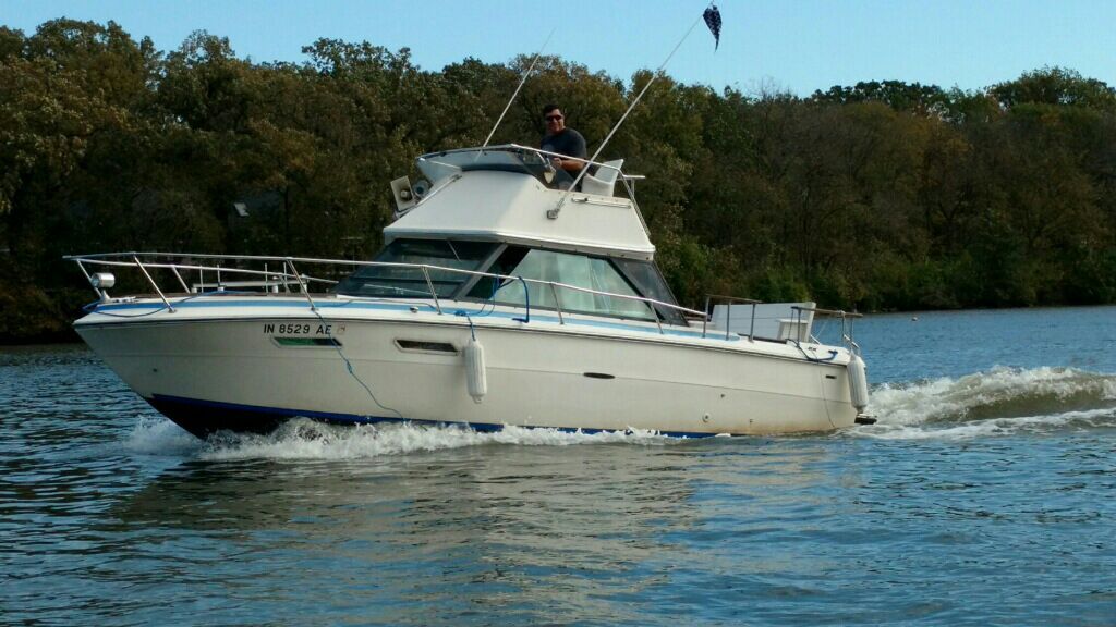 Sea Ray SRV 240 Sedan bridge