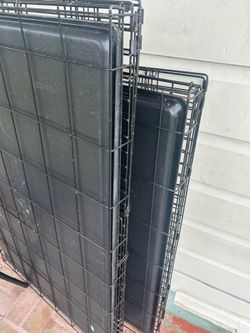 2 dog crate large and xlarge