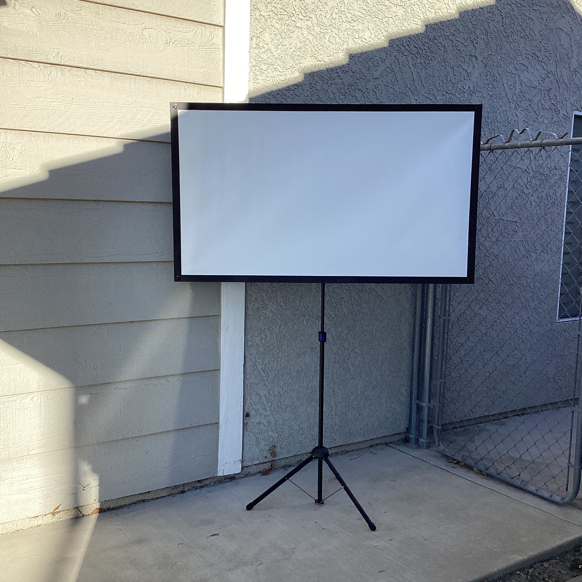 Project Screen With Stand; 60inch Outdoor Projector Screen 16:9 ; Aluminum Frame Lightweight And Compact Easy Set Up