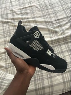 Jordan 4