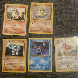 OBO Vintage 1999 Pokemon Card Lot - 139Cards - Base Set, Rocket, Fossil Price: $60.00