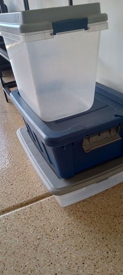 3 Sturdy clean bins