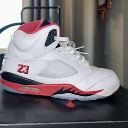 Jordan 5s 10.5 