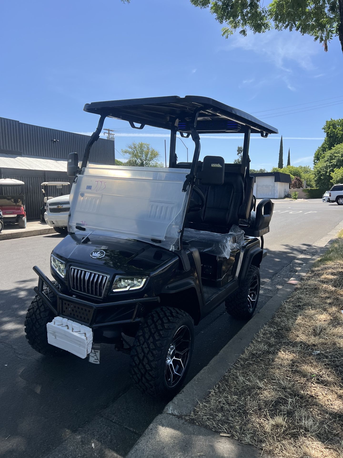 Evolution D5 Maverick 2+2 Golf Cart