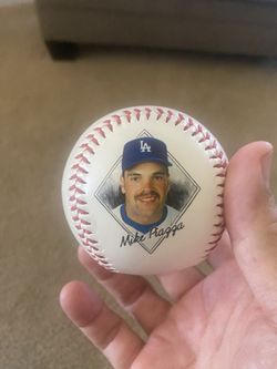 1995 mike piazza baseball fotoball with stats
