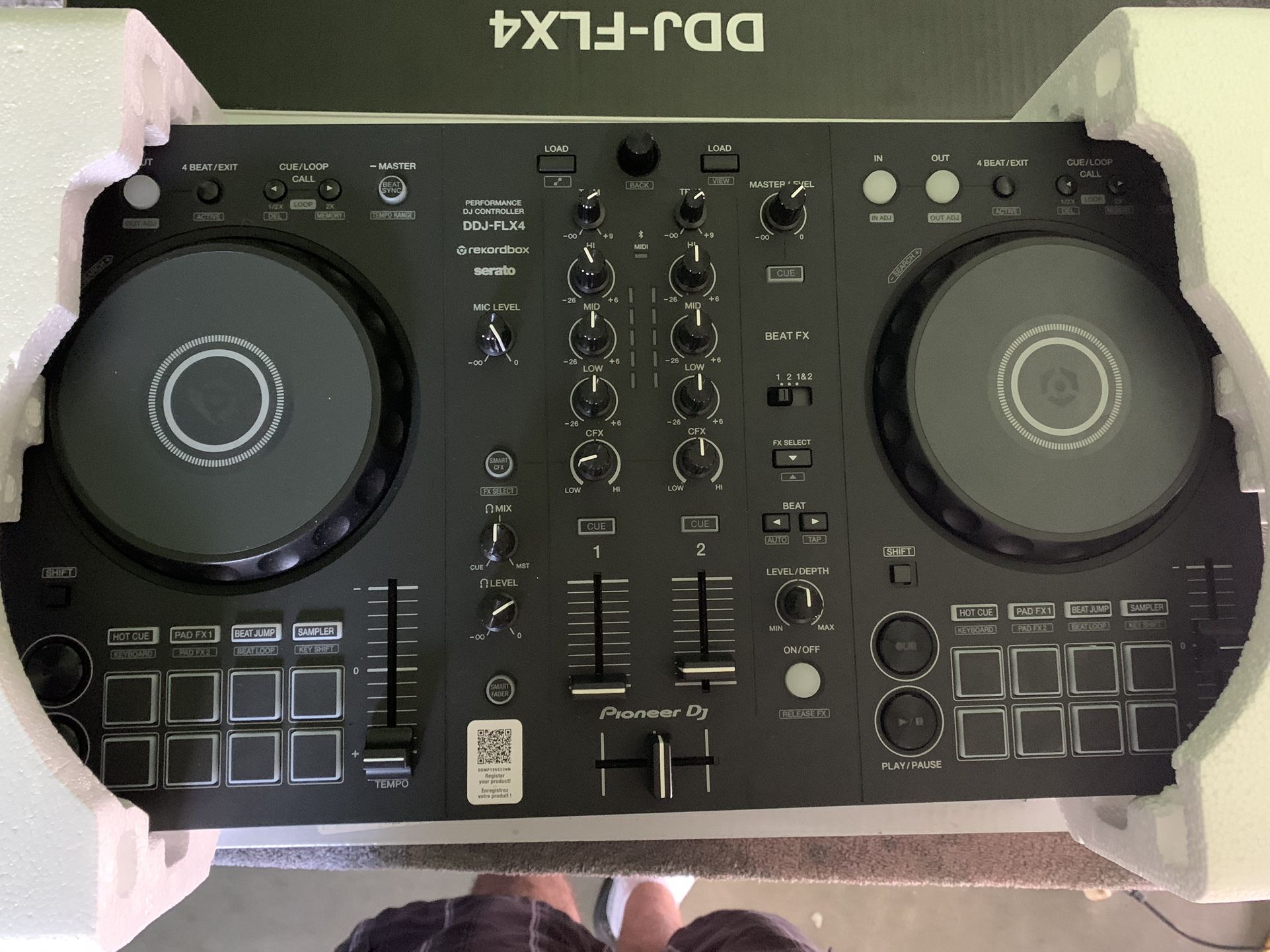 Dj Board