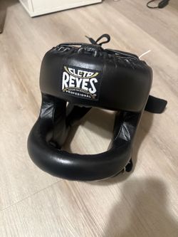 Cleto Reyes redesigned headgear