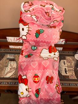 Hello Kitty Full/Queen Pink Christmas Blanket