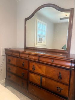 Dresser