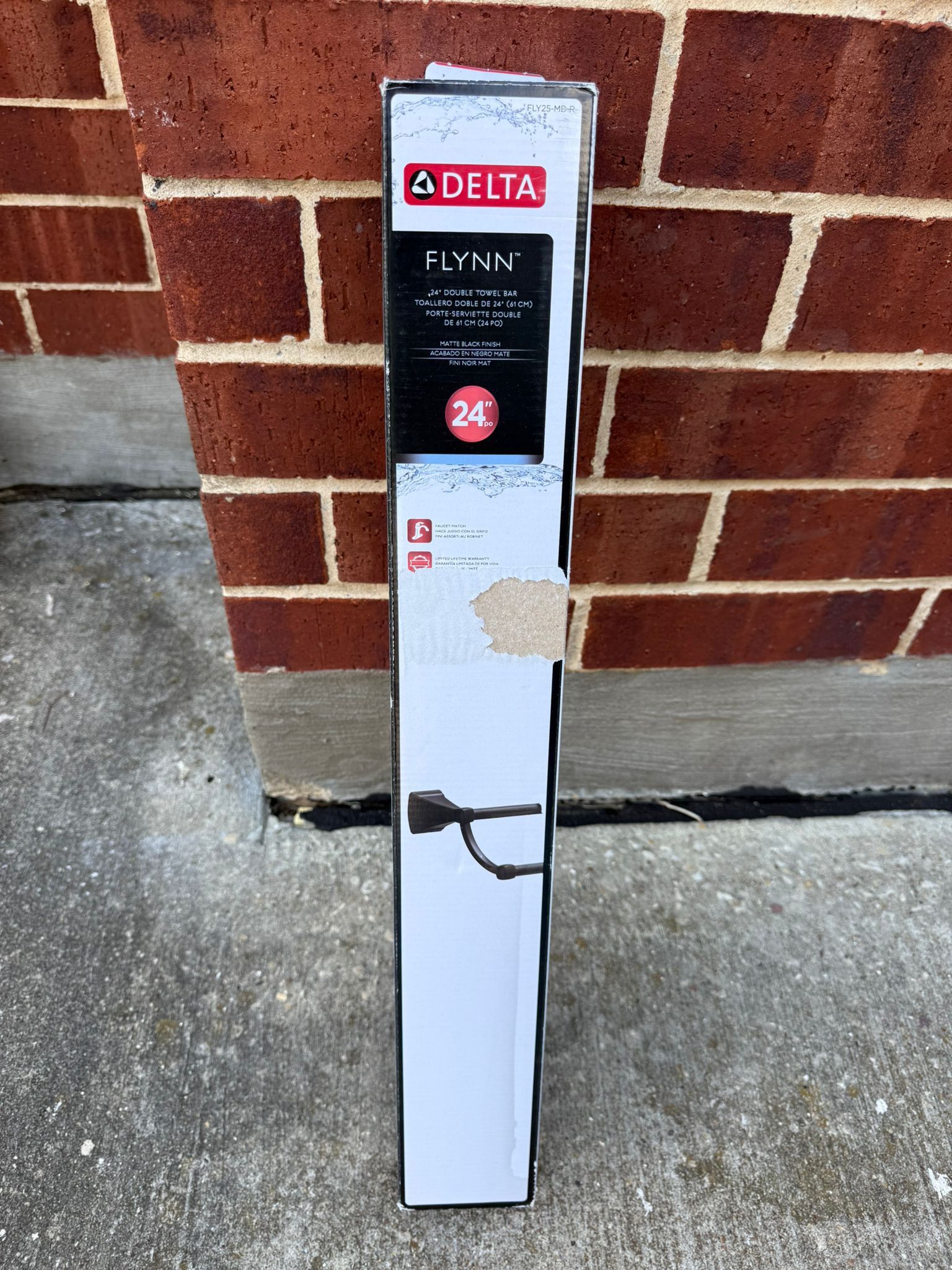Delta Flynn 24” Double Towel Bar – Matte Black