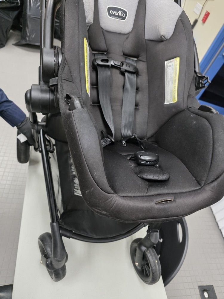 EVENFLO  stroller With Car Seat