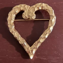Heart Gold Brooch Pin Valentines Day Jewelry Metal