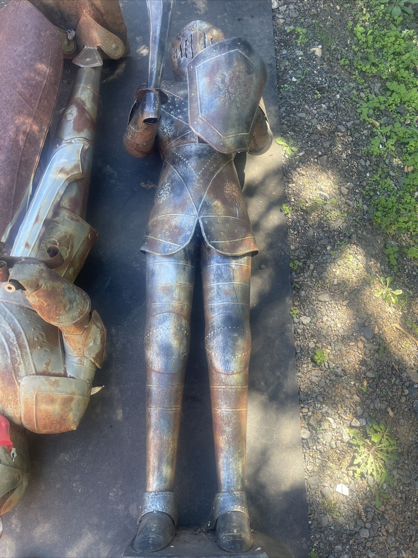 Statue Medieval Knight Armour 5' 4" Foot Aluminum Life Size Standing Sword