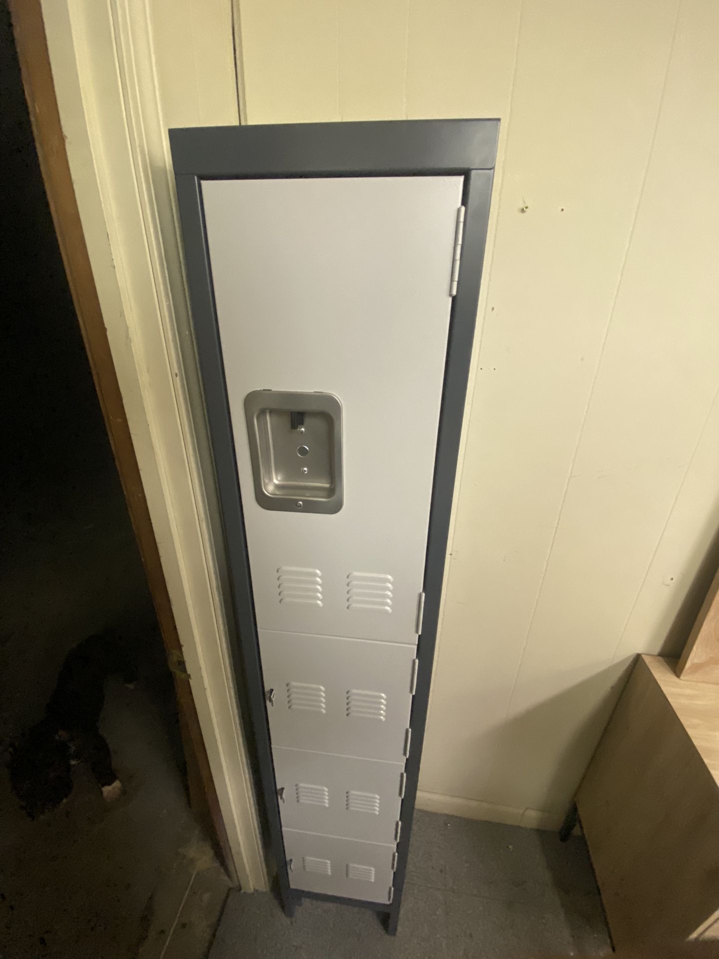 4 Door Metal Cabinet