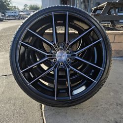 26" NiCHE rims w/ 295-30ZR26 Lionhart Tires. $2500