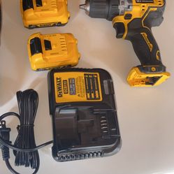 Dewalt Drill Set 