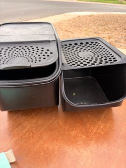 Tupperware containers for potatoes and onions