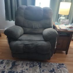 Recliner 
