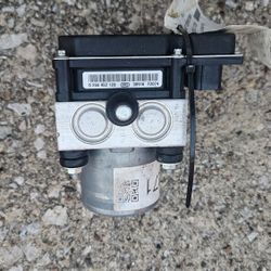 CHEVY CAMARO 2012-15 OEM ABS Anti lock Brake Module Pump P/N :0(contact info removed)28