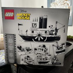 Micky Mouse 90th Anniversary Steamboat Willie Lego