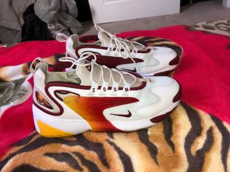 Size 9 Nike zoom’s