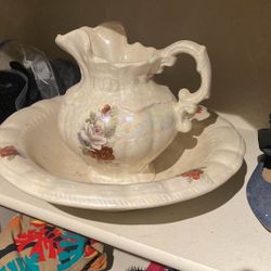 $60 - Arnel's 1975 Vintage “ROSE” Pitcher and Basin Bowl