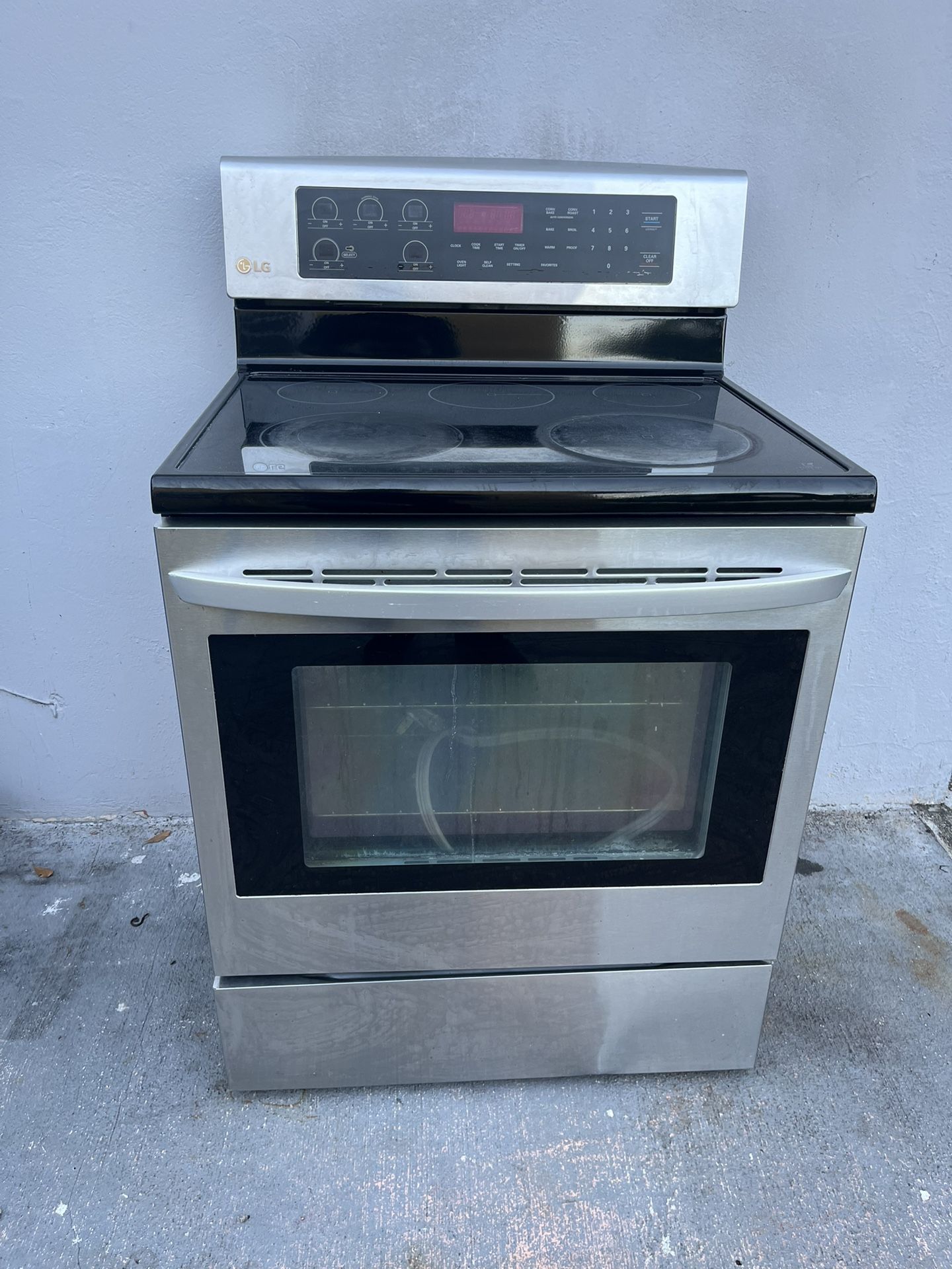 LG  Kitchen Stove 
