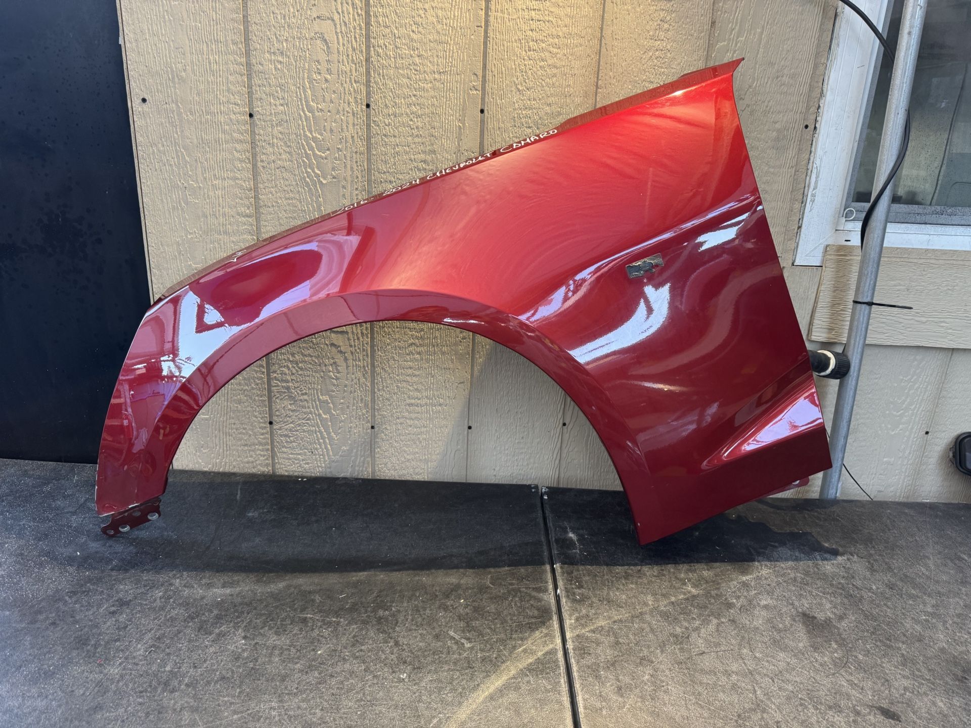 2016 2017 2018 2019 2020 2021 2022 2023 2024 CHEVROLET CAMARO LEFT SIDE FENDER OEM USED