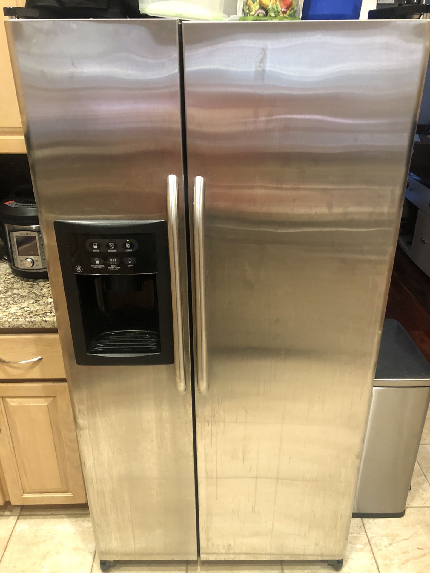 GE Stainless Steel Side By Side Refrigerator