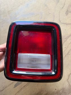USED Genuine OEM Passenger Side Tail Light for 2018-2026 Jeep Wrangler models