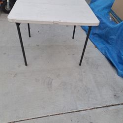 36" Folding Table