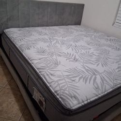KING SIZE Sealy Posturepedic Carver MATRESS AND FRAME