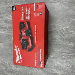 Milwaukee M18 Super Charge Dual Bay Simultaneous Super Charger
