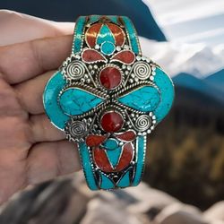 Gorgeous & handcrafted Cuff bangle with Coral & Turquoise set in Tibetan silver 216grams