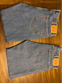 Men’s Levi’s 505 size 40x32 $20 each great condition