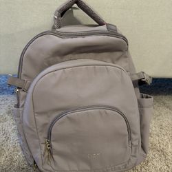 Isaac Mizhari backpack