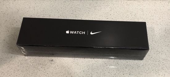 Brandnew Apple Watch Nike series 5 44mm GPS +Cellular