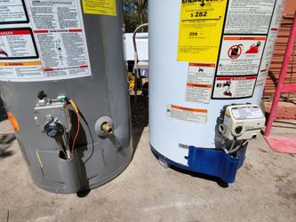 Gas Water Heater 50 gal in good condition and Warranty Works Great 19th Ave And Baseline
