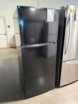 Danby Woods 18cu.ft Top Freezer - 🔥HOT INVENTORY🔥