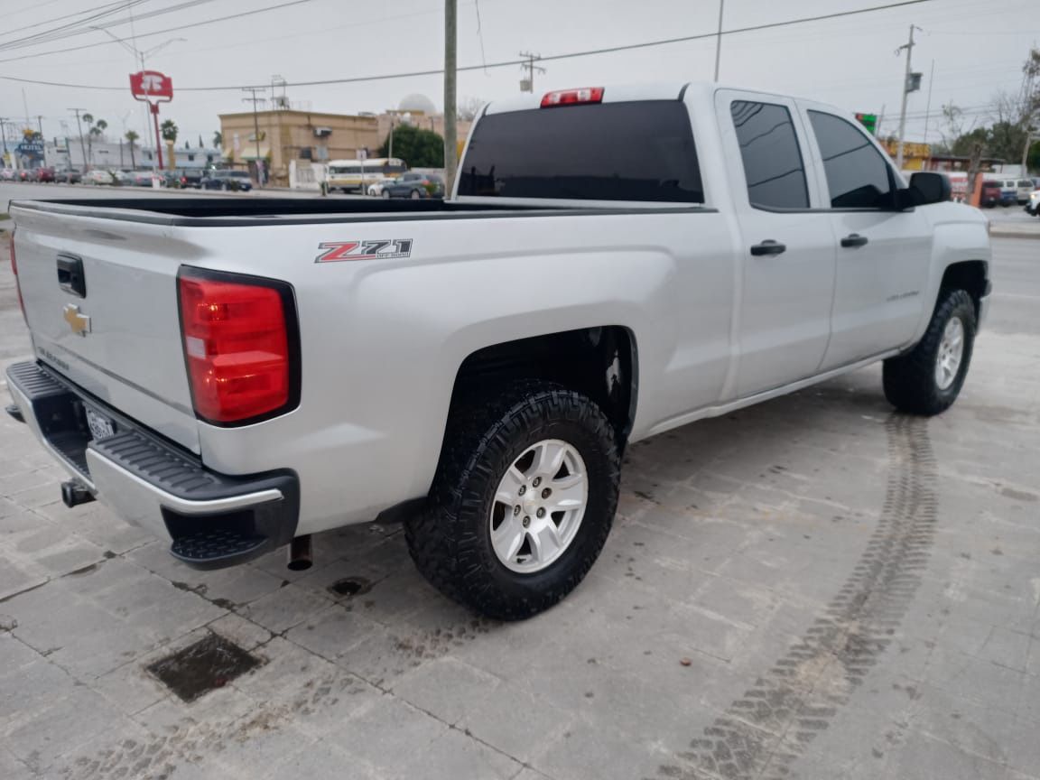 Chevy Silverado 2015 4x4 