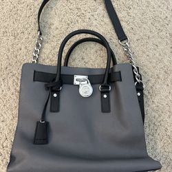 Micheal Kors Two Tone Shoulder Bag