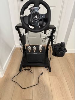 Logitech G923 Wheel w/shifter & stand