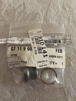 FS: Brand New Oil Drain Plug for BMW - Part number 071-199-054-28