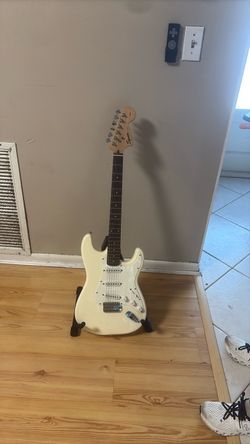 Squier Stratocaster by Fender