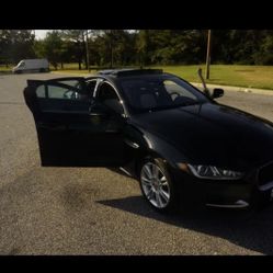 2017 Jaguar XE