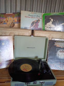 Crosley record player