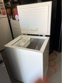 Chest freezer