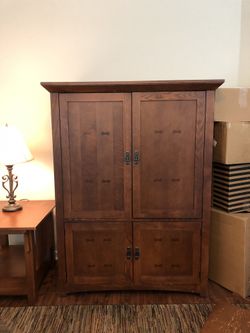 Furniture - broyhill