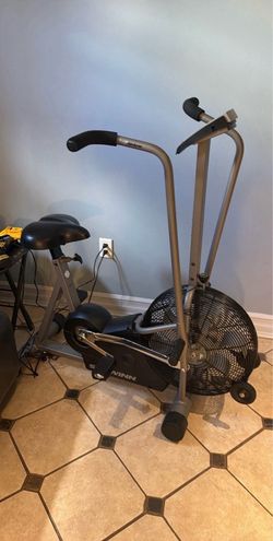 SCHWINN AIRDYNE EVOLUTION COMP UPRIGHT STATIONARY WIND RESISTANCE EXERCISE BIKE